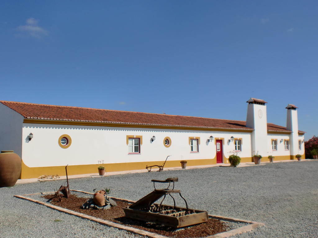 Monte Chalaca - Turismo Rural Ferreira Do Alentejo Eksteriør bilde