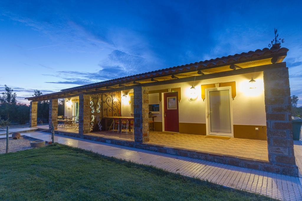 Monte Chalaca - Turismo Rural Ferreira Do Alentejo Eksteriør bilde