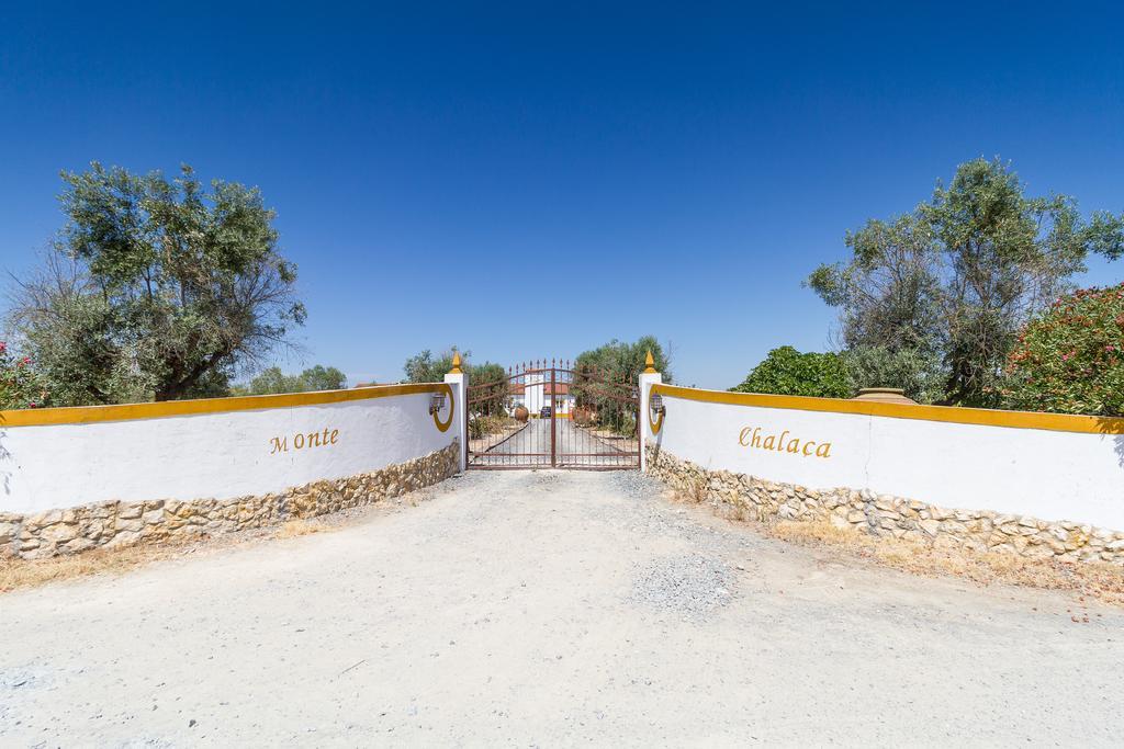 Monte Chalaca - Turismo Rural Ferreira Do Alentejo Eksteriør bilde